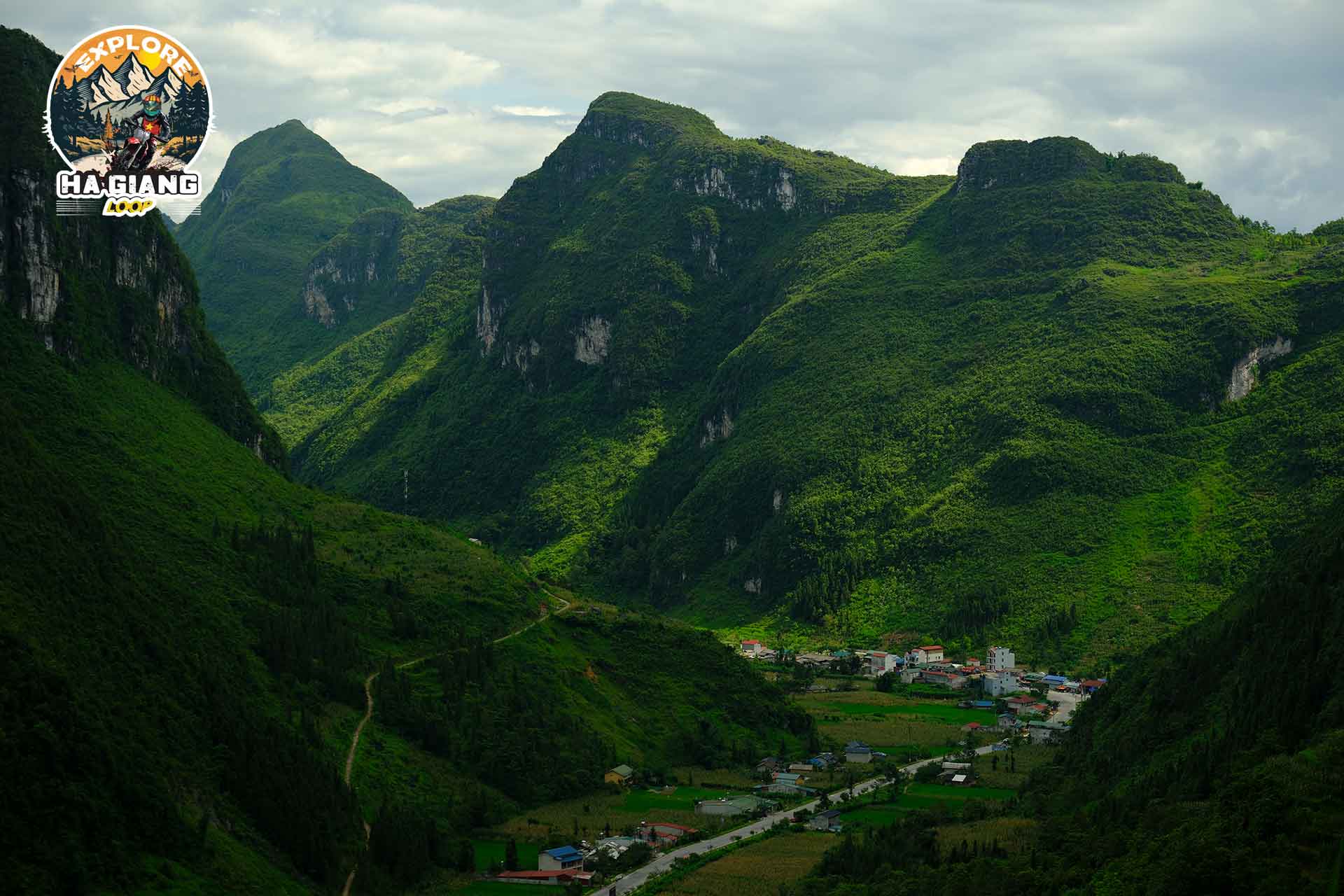 On the way to Tham Ma Pass
