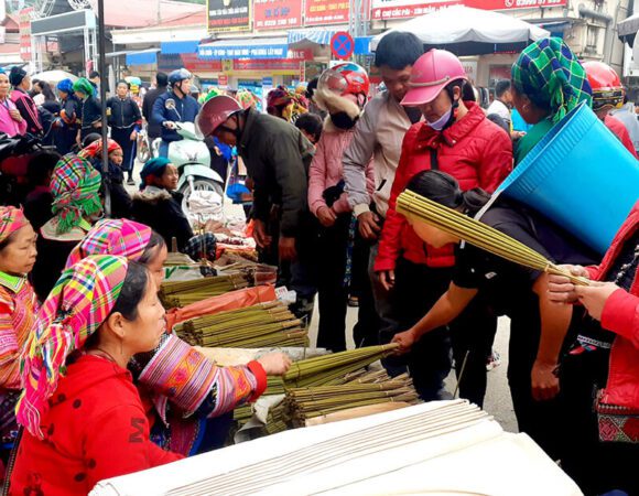 Meo Vac Market – A Cultural Beauty of th...