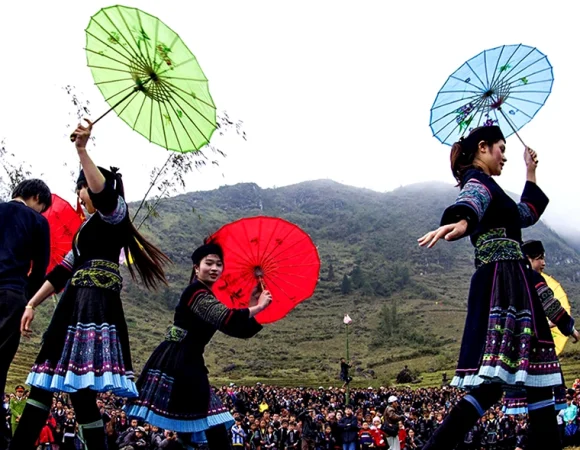 Trekking in Ha Giang: A Journey to Disco...