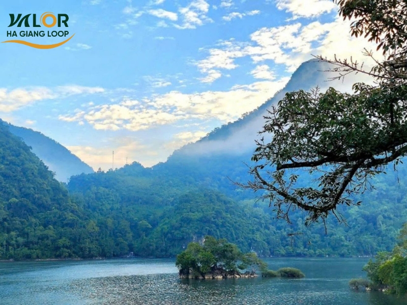 How to Get from Ha Giang to Ha Long Bay