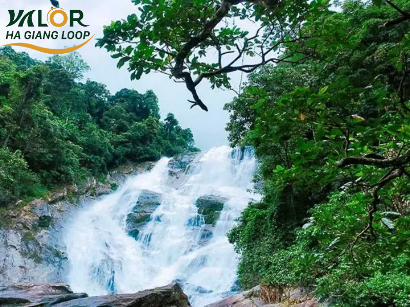 Waterfalls In Ha Giang Loop